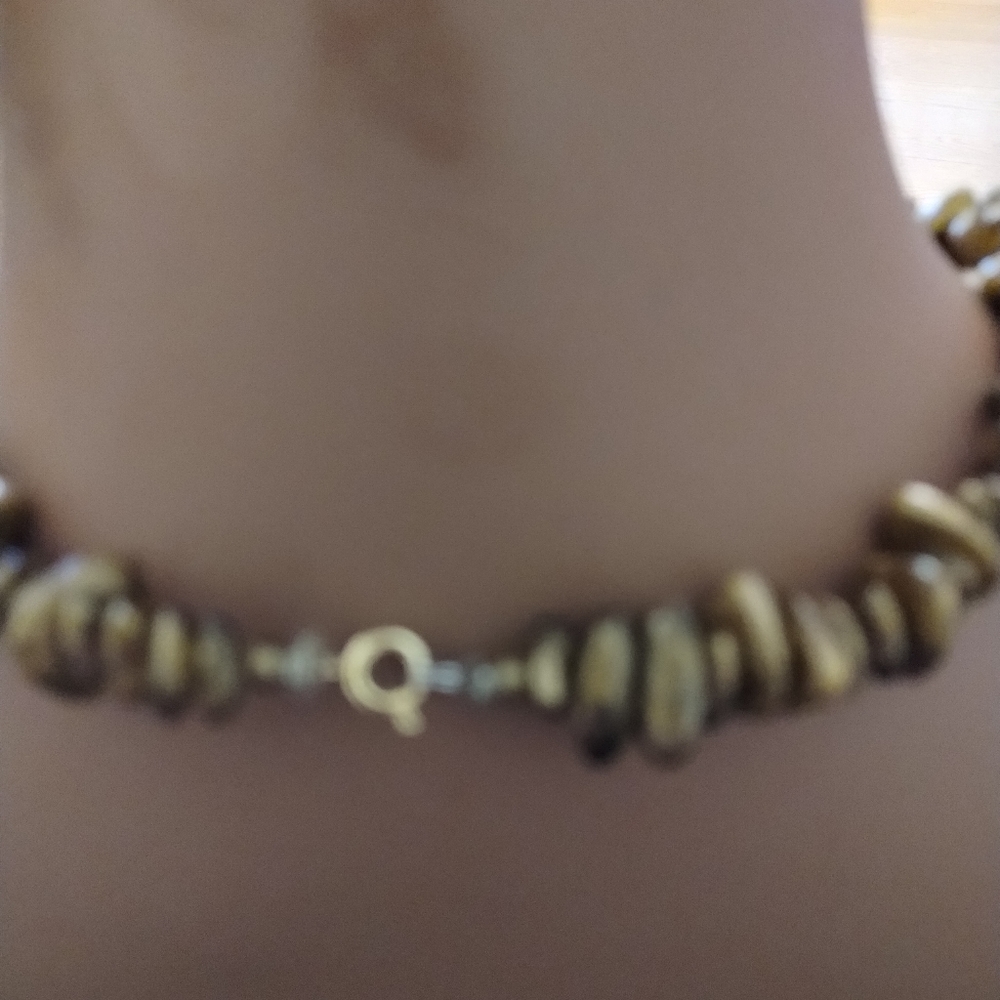 SALE: Earth-Toned Graduated Bead Necklace with Toggle Clasp - Picture 2 of 7